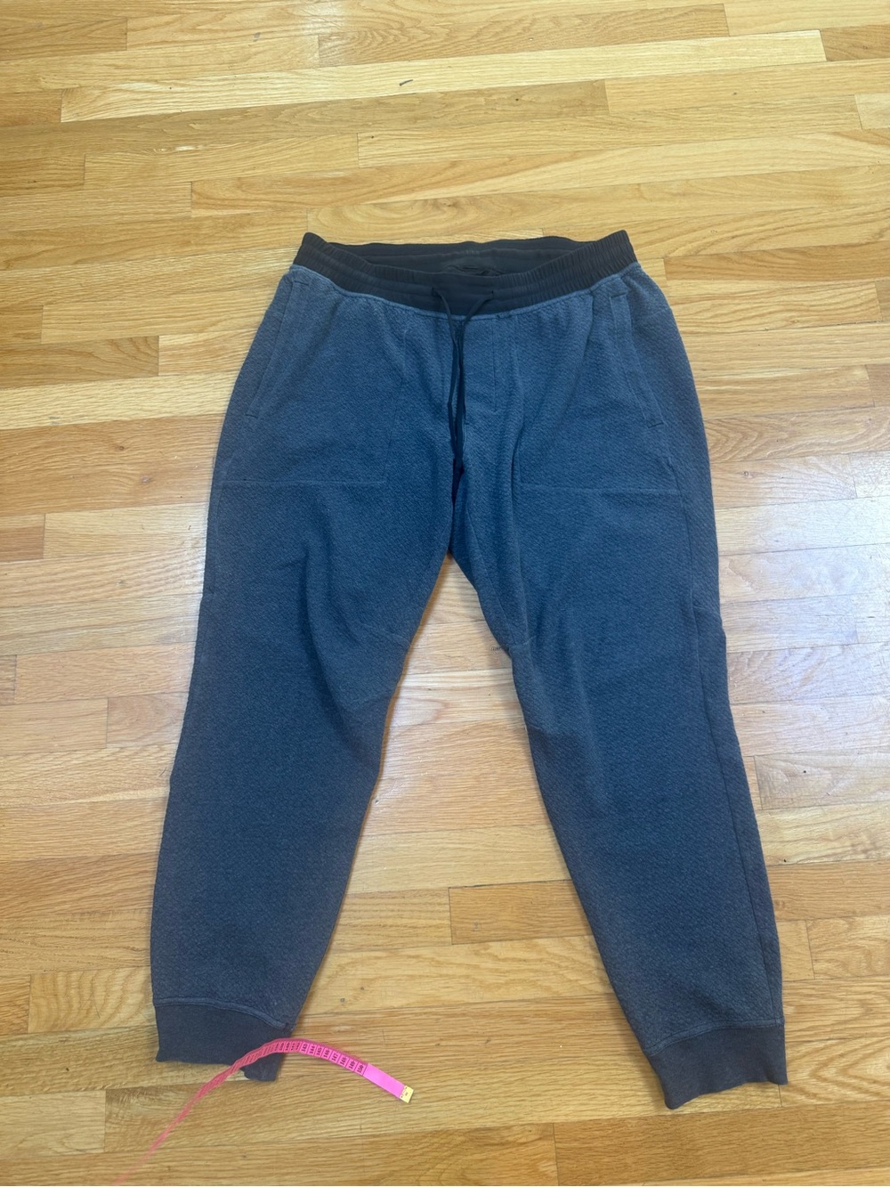 LuluLemon- Men's Gray/with black Knit Sweatpants - Comfortable Casual Wear XL